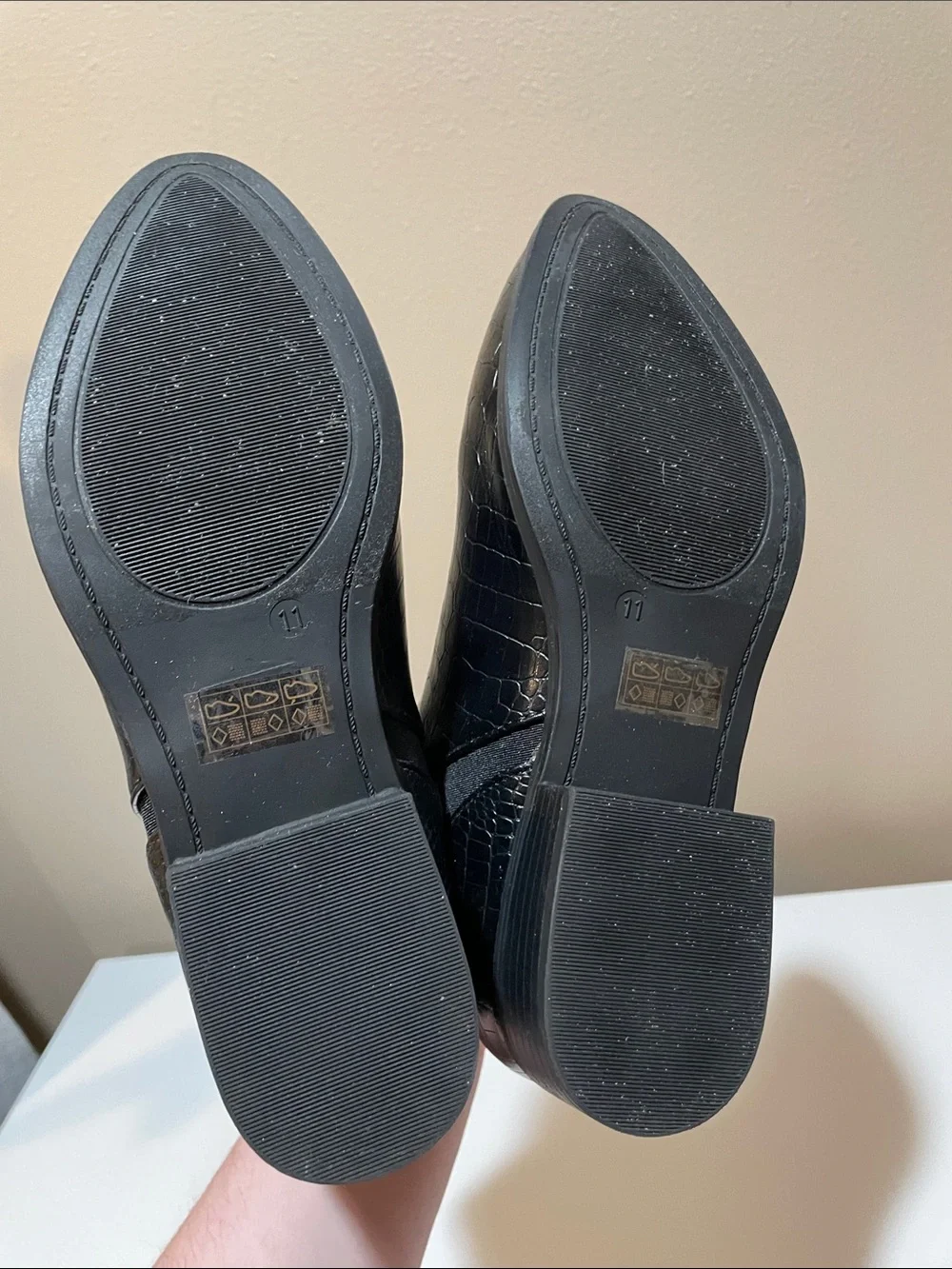 DSW Tru Comfort Foam Black Croc-Embossed Pointed Toe Ankle Boots